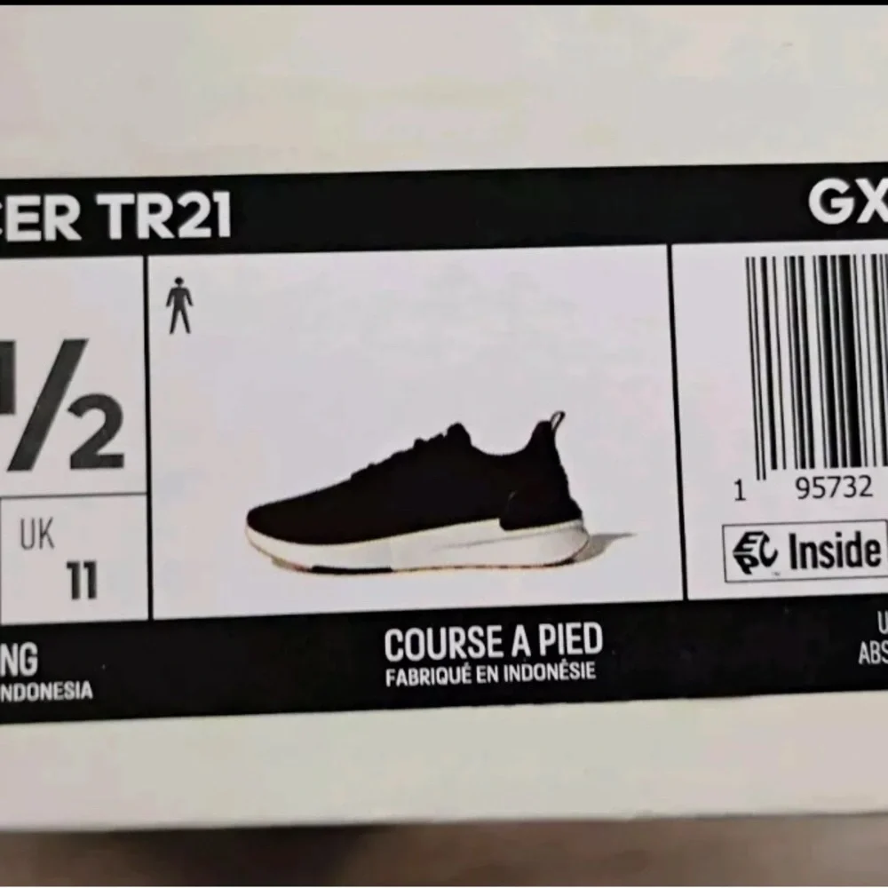 Size 11.5 - adidas‎ Racer TR21 Black Gum